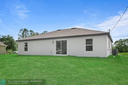 1081 Fenway Rd, Fort Pierce, FL 34953-2304