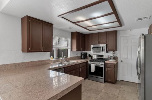 49440 Via Pompa, La Quinta CA  92253-2428 exterior