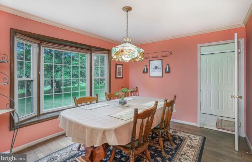 13 Beth Dr, Prospectville PA 19002-1930 exterior