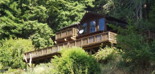 23750 Dehaven Creek Rd, Fort Bragg, CA 95488-9723