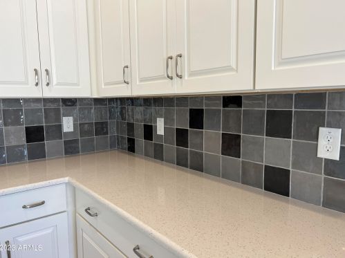 15986 Electra Ln, Sun City AZ 85387 exterior