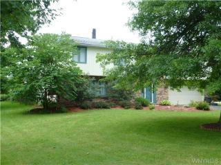 4560 Overlook Dr, Buffalo, NY 14221-6350
