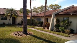 3647 Longmeadow, Sarasota FL  34235-6921 exterior