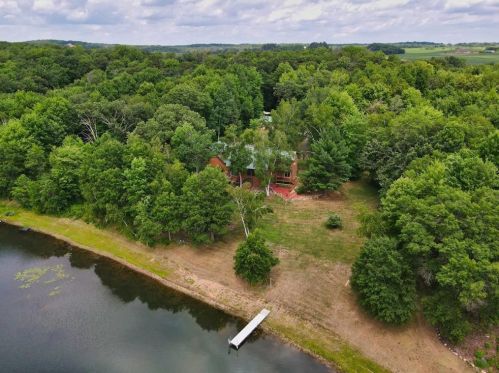2238 60th Ave, East Farmington, WI 54020-4509