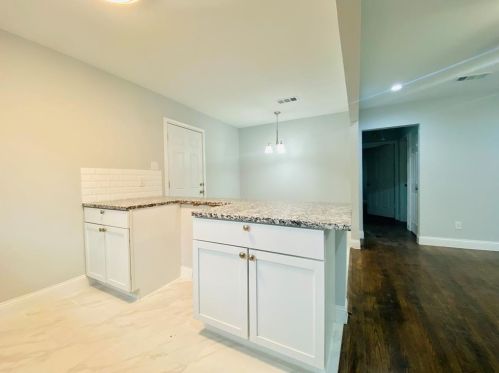 2931 Aster St, Dallas TX 75211-5234 exterior