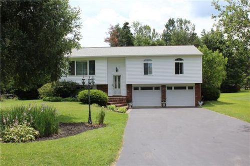 12850 Raymond Dr, Meadville, PA 16335-8467
