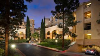 5305 Toscana Way, San Diego CA  92122-5301 exterior