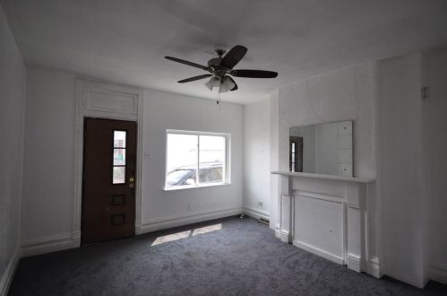 1812 Cecil St, Pittsburgh, PA 15215-2745