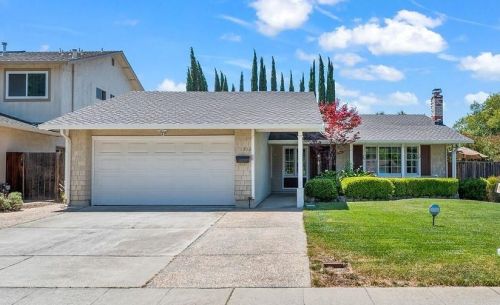 1211 Rousseau Dr, Sunnyvale, CA 94087-2837