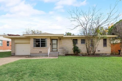 3509 Fortner Way, Fort Worth, TX 76116-6825