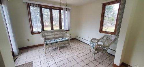 502 Lower Ln, Kensington CT  06037-3116 exterior