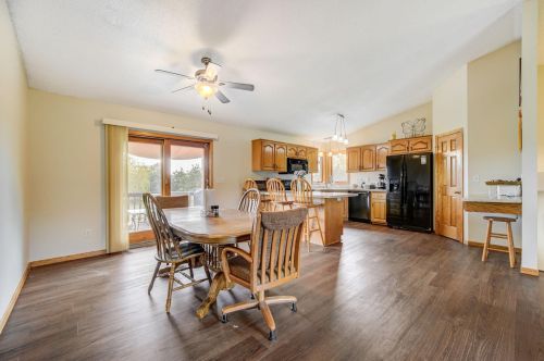 1406 138th Ave, New Johannesburg WI  54017-6821 exterior