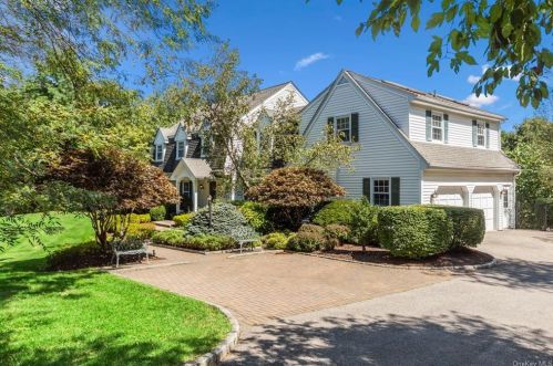 19 Hirst Rd, Briarcliff, NY 10510-2501