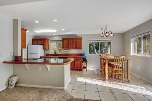 17155 Oscar Dr, Grass Valley CA  95949-7220 exterior