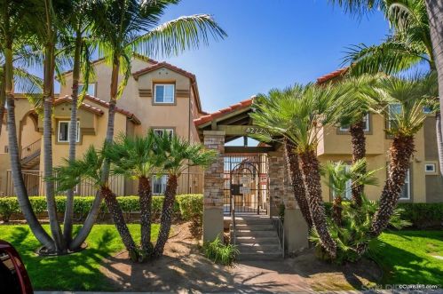 4222 Menlo Ave, San Diego CA  92115-7823 exterior