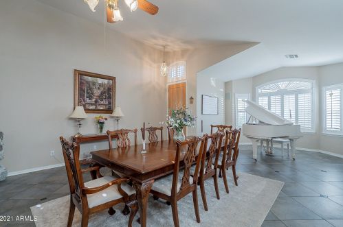 7002 Lone Cactus Dr, Glendale AZ 85308-9508 exterior