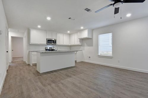 227 Bond St, Denison TX  75021-2527 exterior