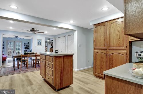 164 Ashley Dr, Shepherdstown WV  25443-4617 exterior