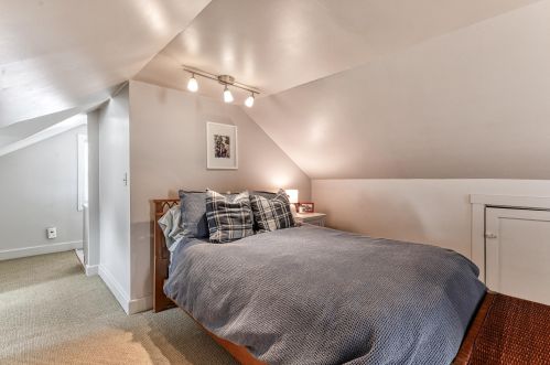 24 Greenbriar Ave, Covington KY  41017-2752 exterior