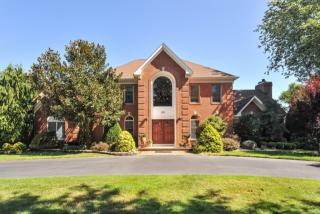 12 Beech Tree Ln, Red Bank NJ  07702 exterior