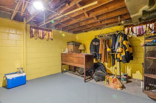 4868 40, Milwaukee WI 53209-5204 exterior