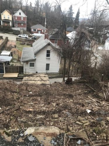 2258 Hawthorne Ave, Pittsburgh PA 15229-2044 exterior