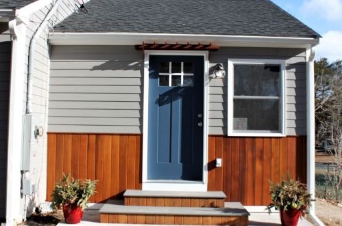 69 Maquan St, Hanson, MA 02341-1714