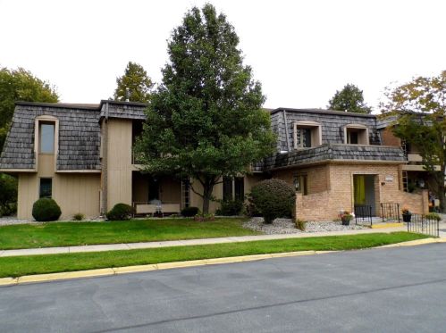 8745 Janeway Ct, Hammond IN  46321-2355 exterior