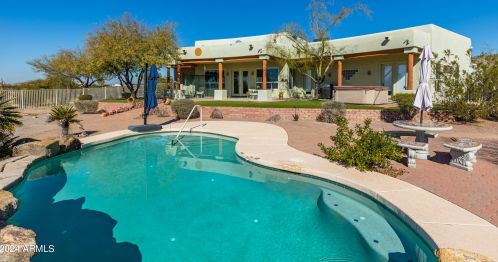 12379 Waverly Dr, Casa Grande AZ  85194-6801 exterior