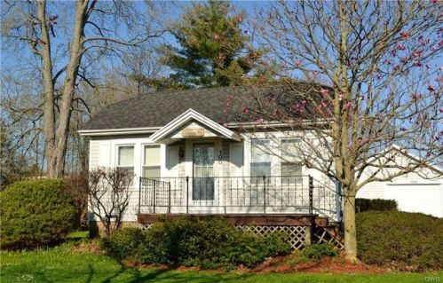100 State Street Rd, Skaneateles, NY 13152-9404