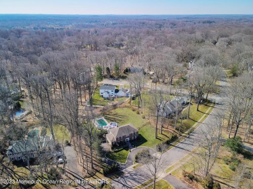 162 Borden Rd, Middletown NJ  07748-3050 exterior