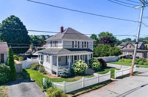 34 Blanchard Ave, Warwick, RI 02888-5012