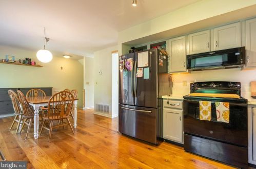 67 2 St, Alburtis PA  18011-5003 exterior