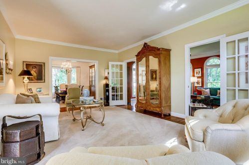 11406 Wild Bramble Way, Herndon VA  20194-1001 exterior