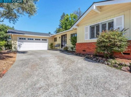 5 Wanflete Ct, Orinda, CA 94563-4331