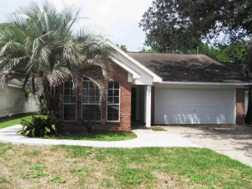 1334 Sunrunner Rd, Pensacola, FL 32504-6667