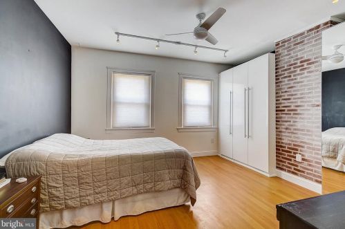 1820 Manton St, Philadelphia PA  19146-2923 exterior