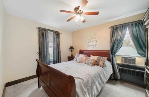 9 Maple Ct, Washingtonville NY  10992-1702 exterior