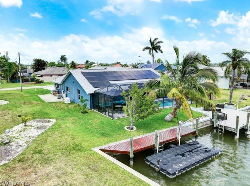 1005 1 Pl, Cape Coral FL  33993-1143 exterior