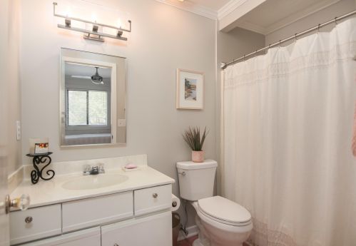 334 Sandpiper Dr, Mount Pleasant SC  29464-2834 exterior