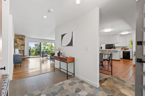 15767 Highland Dr, San Jose, CA 95127-1713