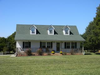 84 Flatt Rock Rd, Lebanon, TN 37090-9215