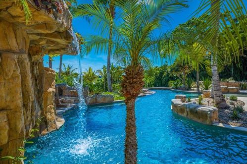 2718 Casey Ky Rd, Nokomis FL  34275-3306 exterior