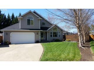 217 Cypress Ct, Winchester, OR 97495-8933