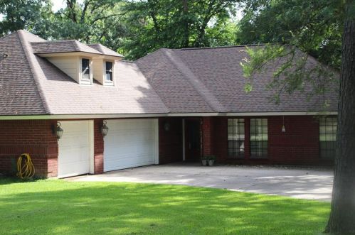 2417 Canter Ln, Conroe TX  77384-3301 exterior