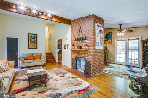765 Mountain View Rd, Fredericksburg VA  22406-4533 exterior