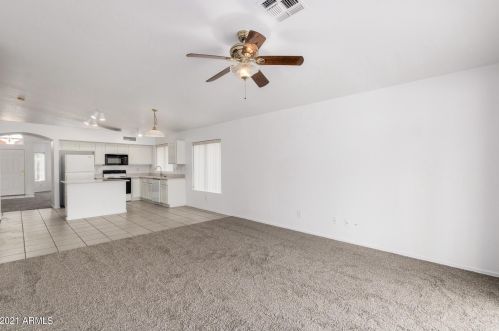 6258 Blackhawk Dr, Glendale AZ 85308-6671 exterior