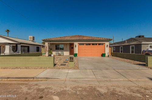 9112 Fillmore St, Tolleson, AZ 85353-2302