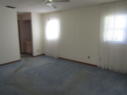 7754 Cr 248b, Lake Panasoffkee FL  33538-3020 exterior