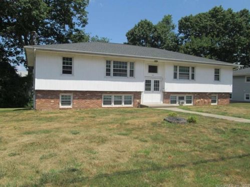84 Wedgewood Dr, Waterbury, CT 06705-3609